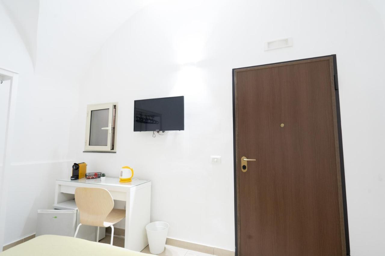 Be Happy Rooms Catania Exterior photo